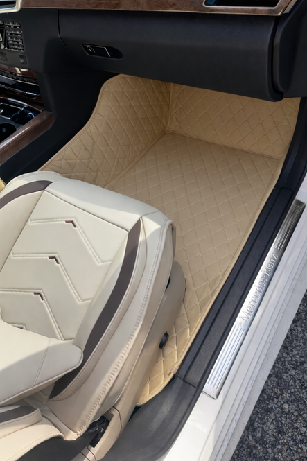 Custom floor mats in Daniel Thompson's Mercedes-Benz