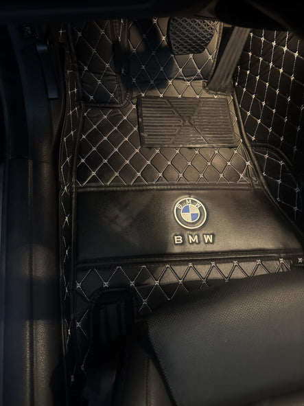 Custom floor mats in Hannah Wilson's BMW 3 Series